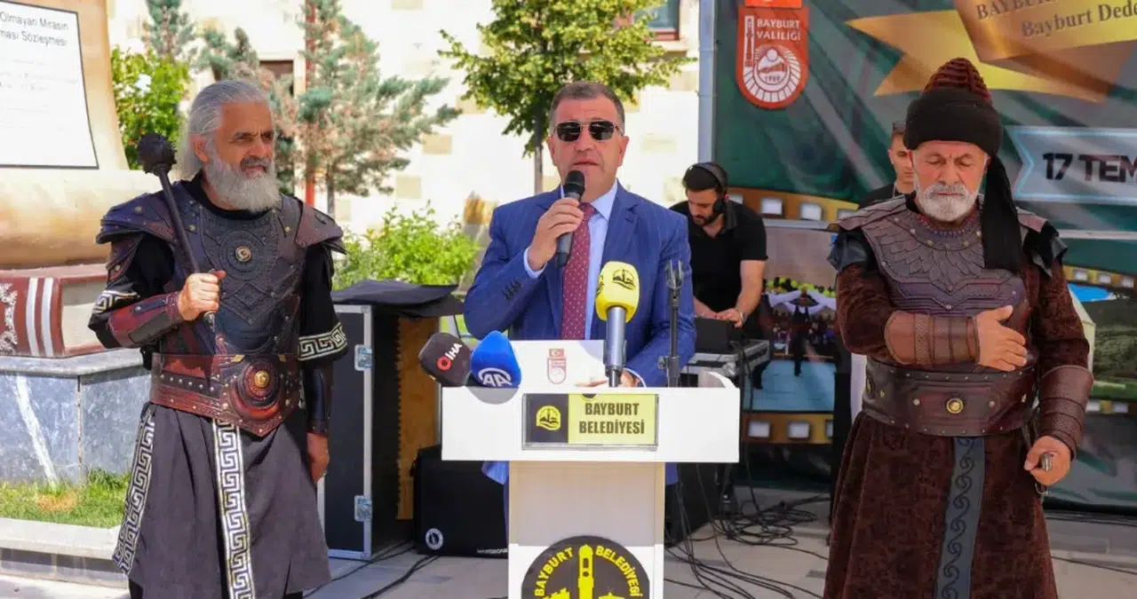Bayburt’ta Dede Korkut 29. Uluslararası Kültür ve Sanat Şölenleri Başladı