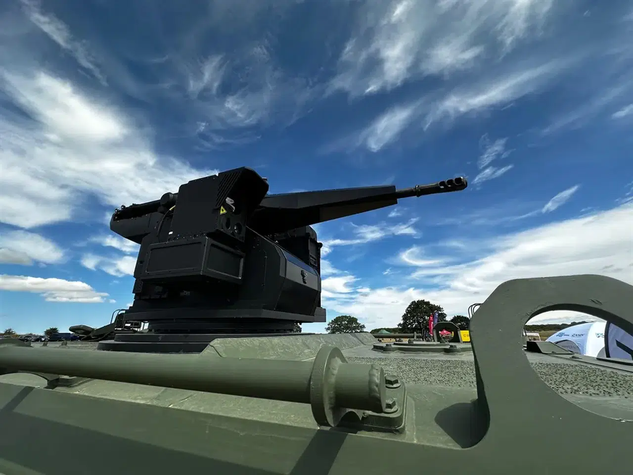 CANiK, Birleşik Krallık'ta CCS 2025 Etkinliğinde Canlı Atış Gösterisi Düzenledi