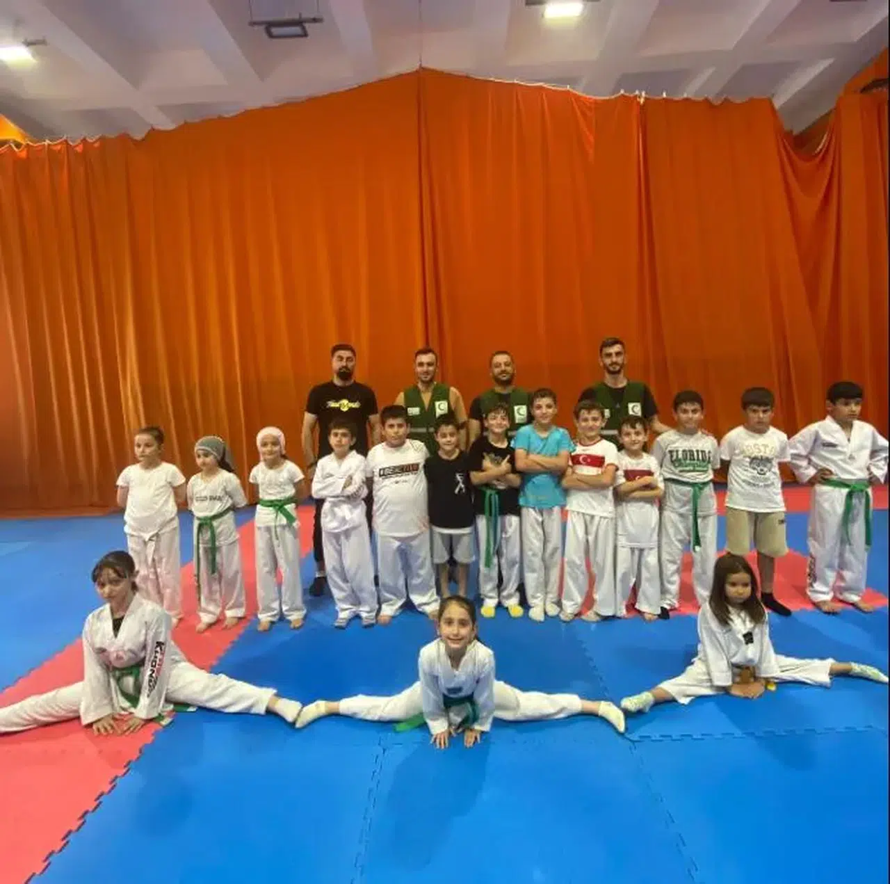 Rize Yeşilay, Yaz Spor Okulları ile gençlerde sağlıklı yaşam bilincini artırmayı hedefliyor