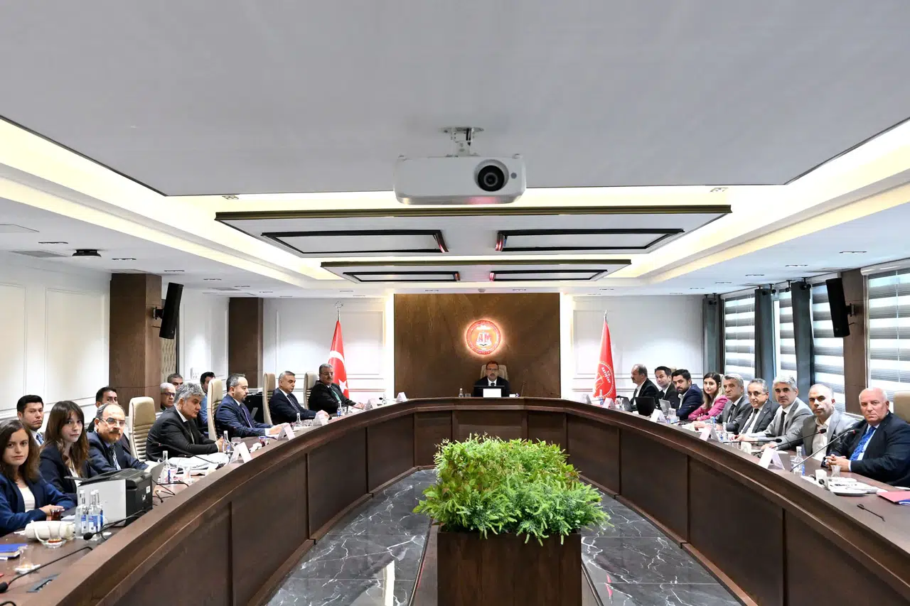 Hakem Kurulu, 2027 Yılı Memur Zammını 1 Puan Artırarak Yeniden Değerlendirdi!