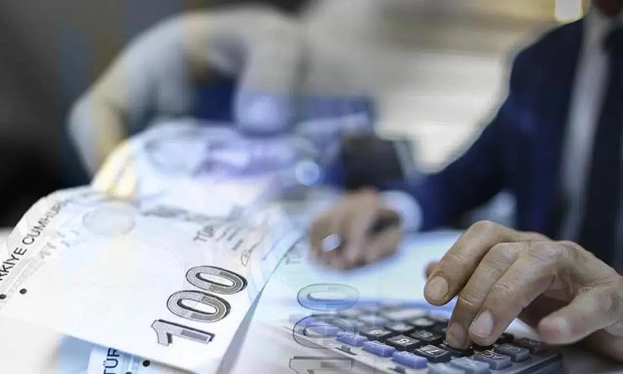 Memur ve Emeklilerin Toplu Sözleşme Zammı Açıklandı! Yüzde Kaç Artış Yapıldı?