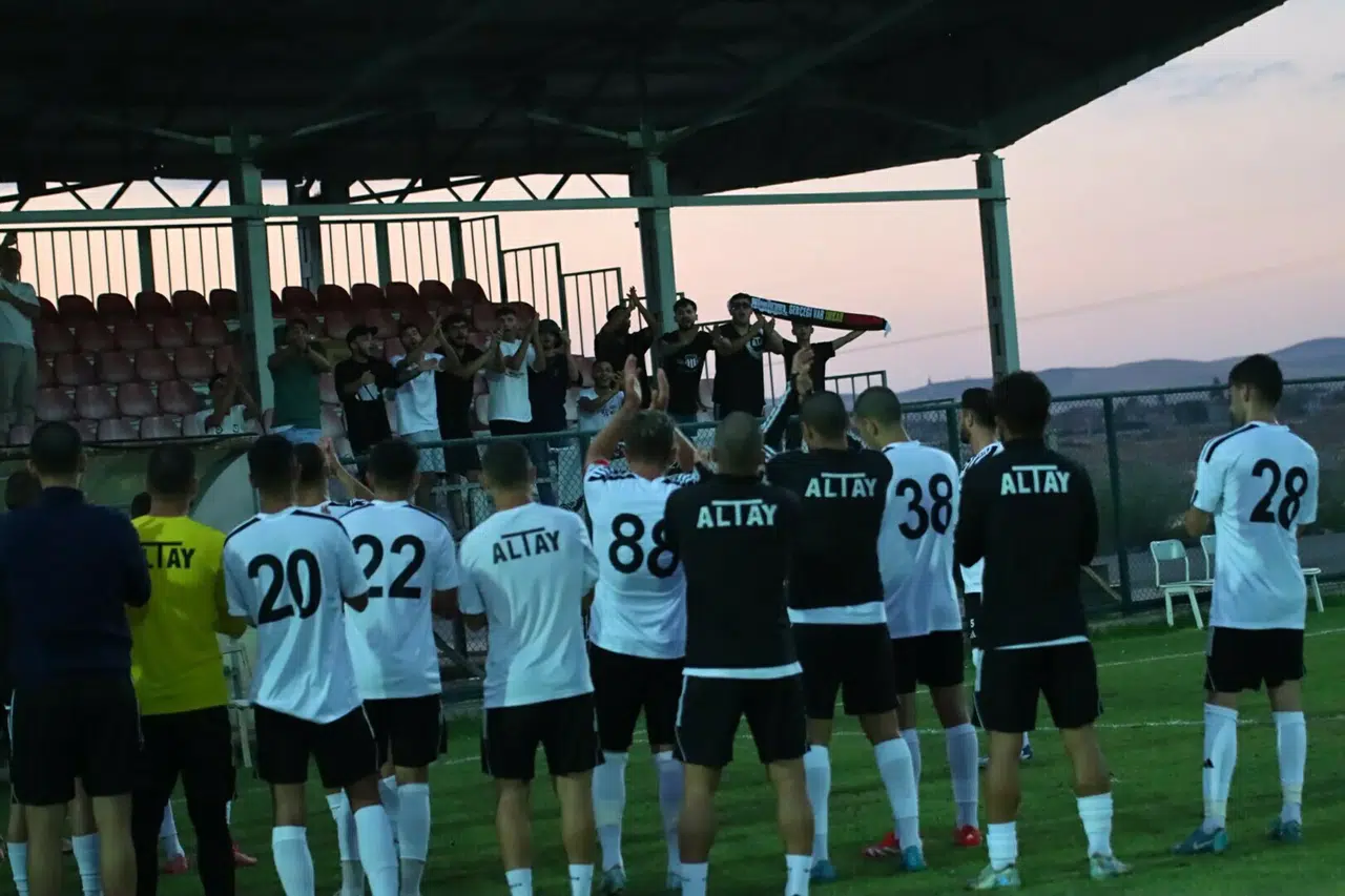 Altay kampı beraberlikle bitirdi