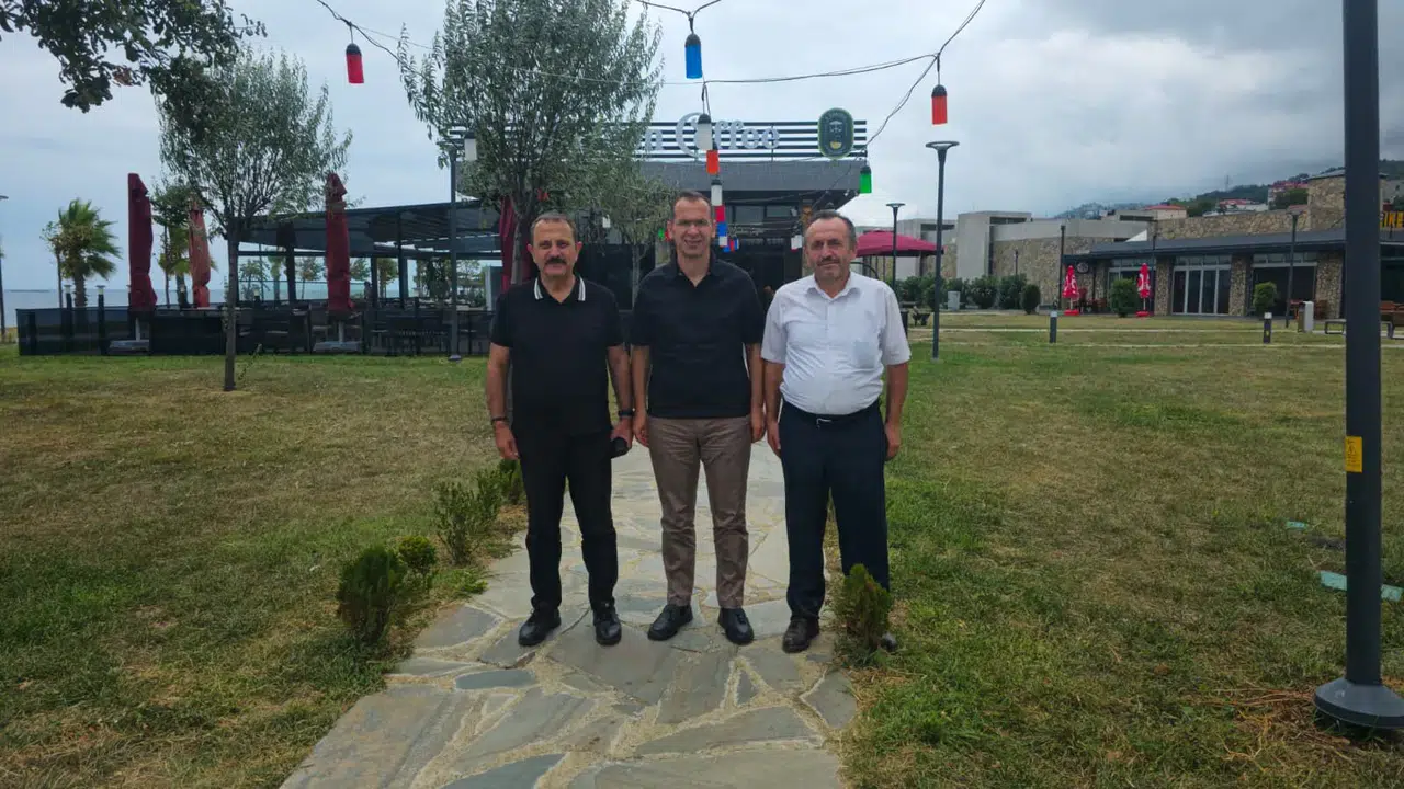 Salih Cora Vakfıkebir'de projeler üzerine istişarelerde bulundu