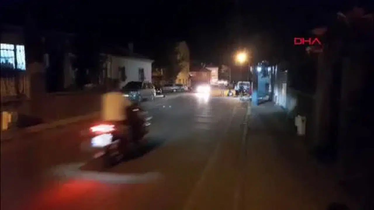 Sındırgı'da 3.7 Büyüklüğünde Deprem, Kısa Süreli Tedirginlik Yarattı