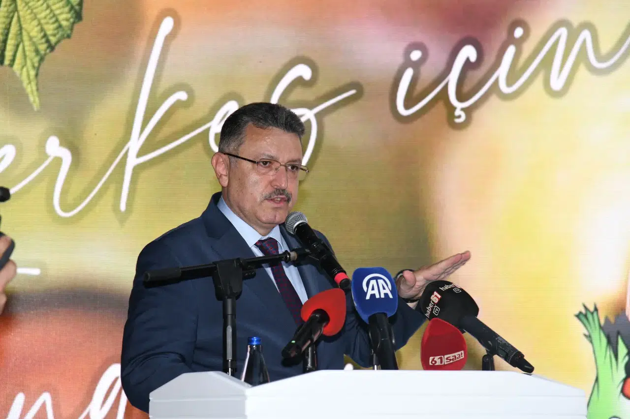 Başkan Genç'e Fındıkta Verim Ve Kaliteye Katkı Ödülü