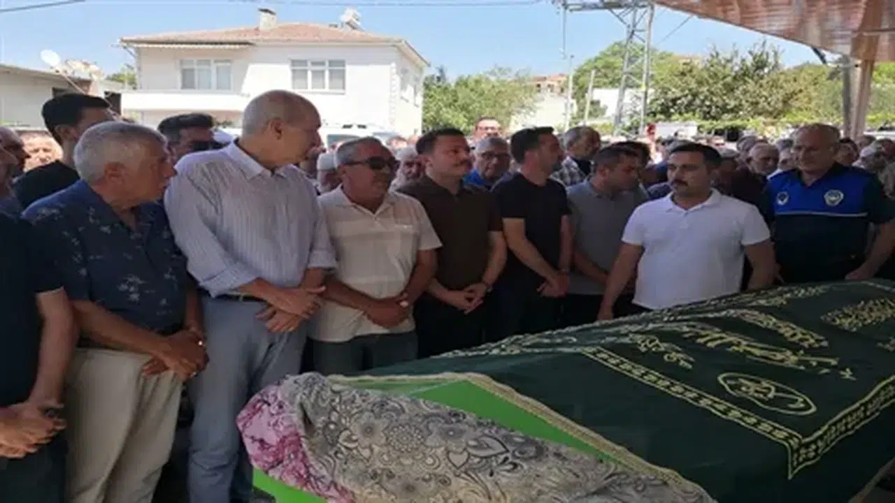 TBMM Başkanı Kurtulmuş, Lapseki'deki cenaze törenine katıldı
