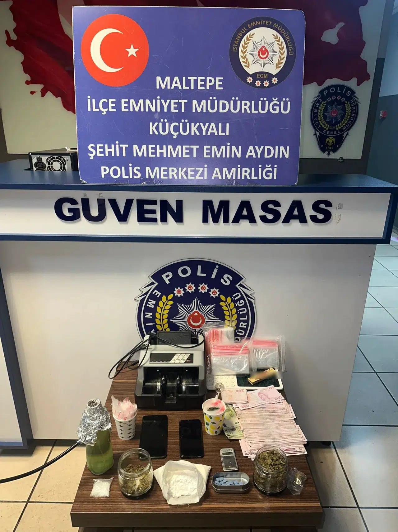 Maltepe'de Uyuşturucu Satışına Geçit Yok: İki Şahıs Gözaltına Alındı