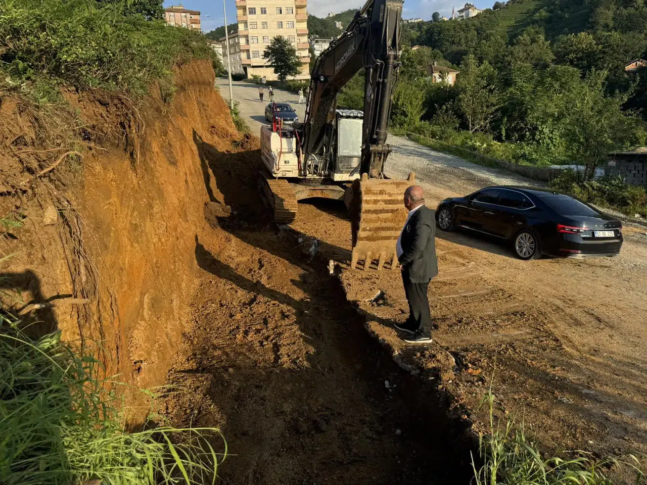 Başkan Çiftçi, Çayeli’nde Saha Çalışmalarını Yerinde İnceledi