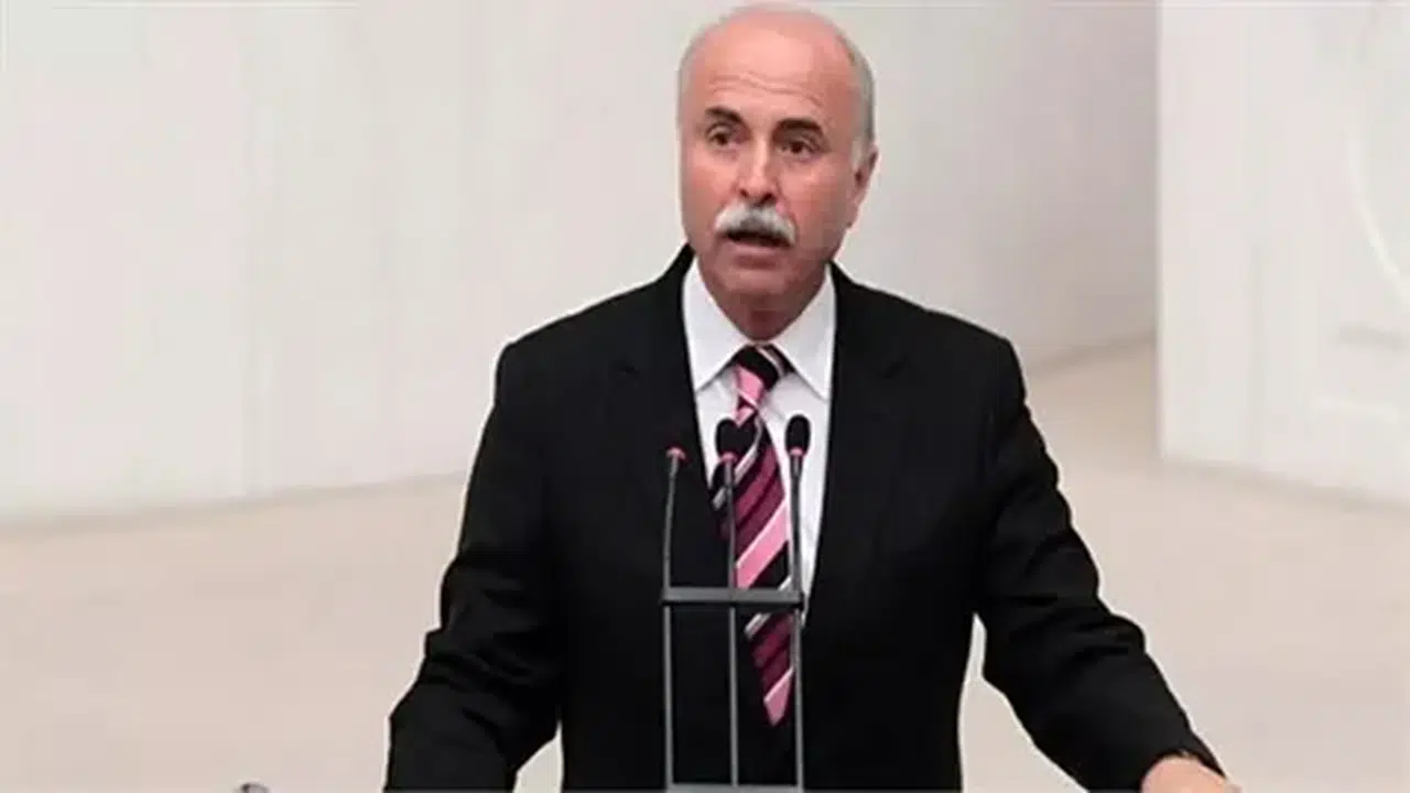 Fethiye'de eski milletvekili Ali Boğa, otomobilin çarpması sonucu hayatını kaybetti