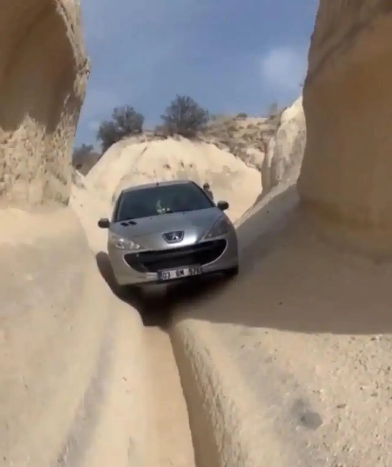 Navigasyon Hatası: Sürücü, Peribacaları Arasında Kayboldu!