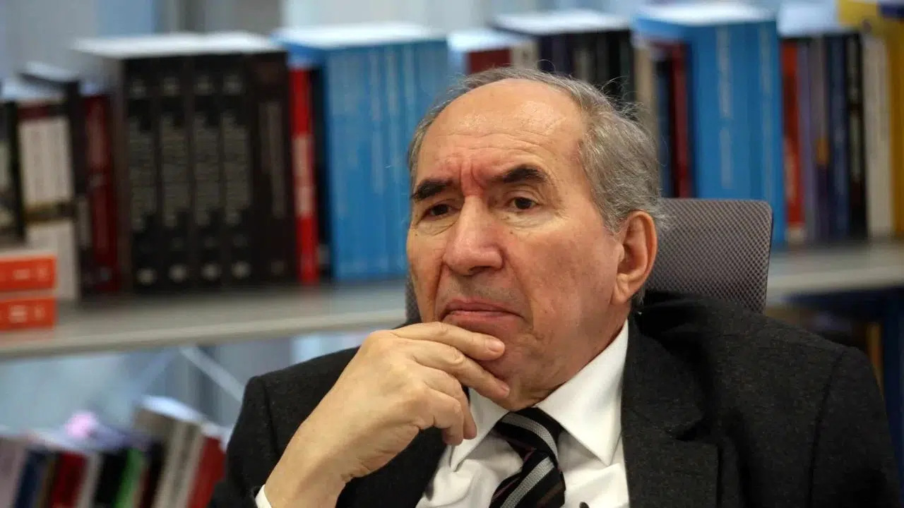 Altan Öymen Kimdir? Kaç Yaşında?