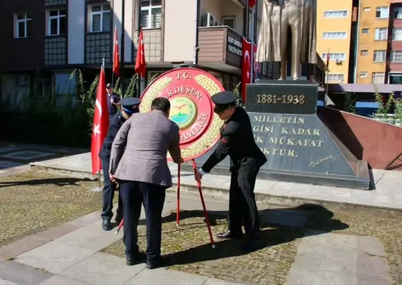 Ardeşen’de 30 Ağustos Zafer Bayramı Coşkuyla Kutlandı