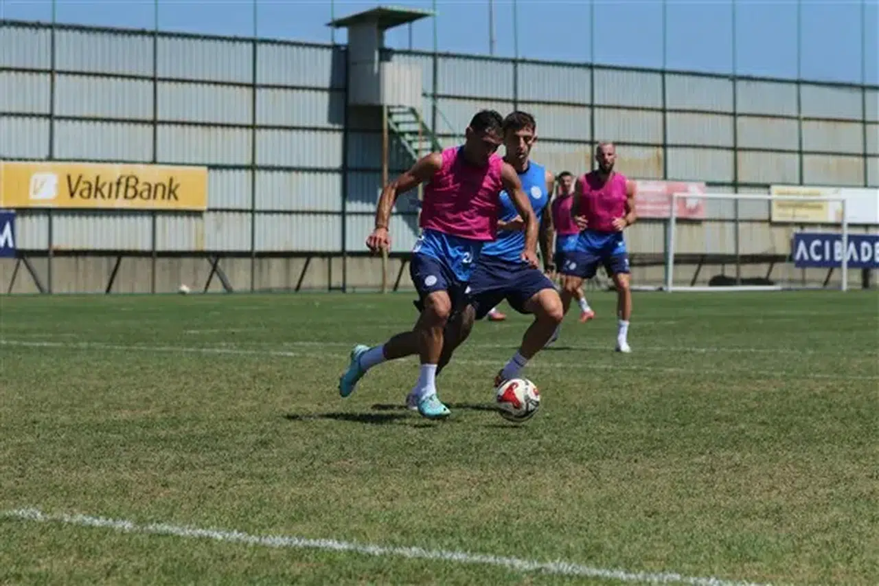 Çaykur Rizespor, Galatasaray maçı için antrenmanlarına hız kesmeden devam ediyor!