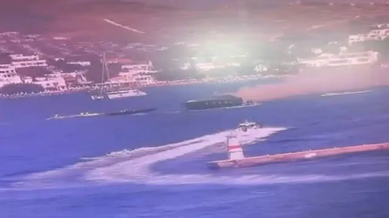 Bodrum'da motoryatta çıkan yangın, Sahil Güvenlik ekipleri tarafından söndürüldü