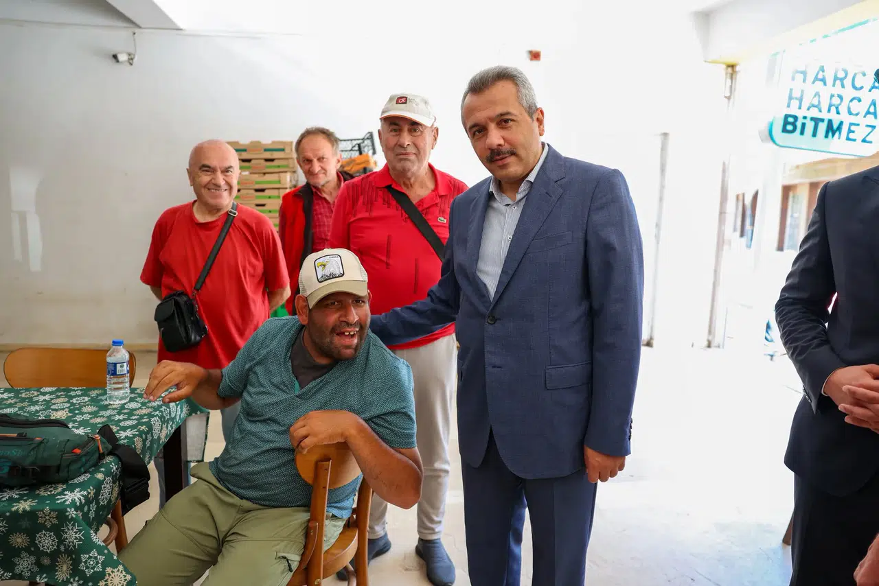 Rize Valisi İhsan Selim Baydaş, Hemşin’de Esnaf Ziyareti Gerçekleştirdi