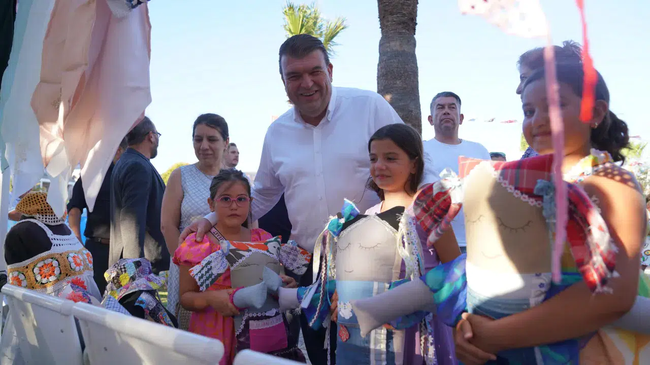 İzmir’de Sanat Rüzgarı: 4. Ürkmez Kültür ve Sanat Festivali Başladı