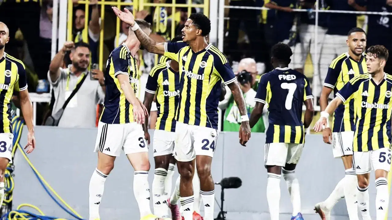 Fenerbahçe, Kocaelispor'u konuk ederek 3 puan peşinde koşacak, 4 eksikle sahada!