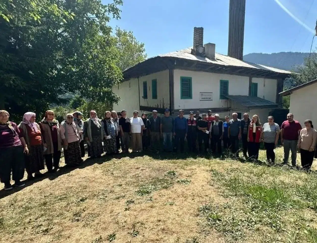 Ardanuç'ta Kadına Yönelik Şiddetle Mücadele İçin Farkındalık Etkinliği Düzenlendi