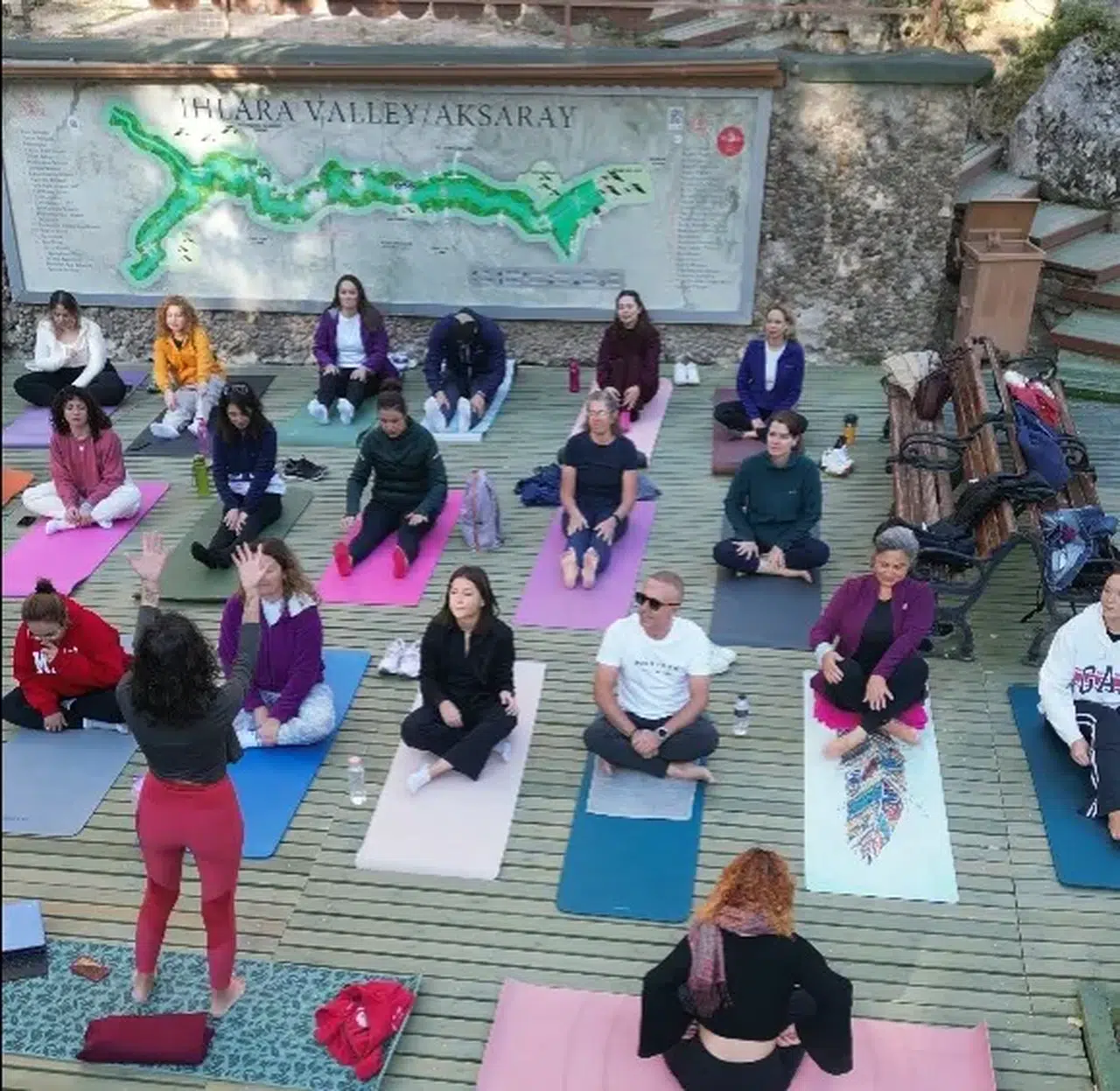 Ihlara Vadisi'nde yoga etkinliği: Doğa ve tarihle iç içe ruhsal bir deneyim