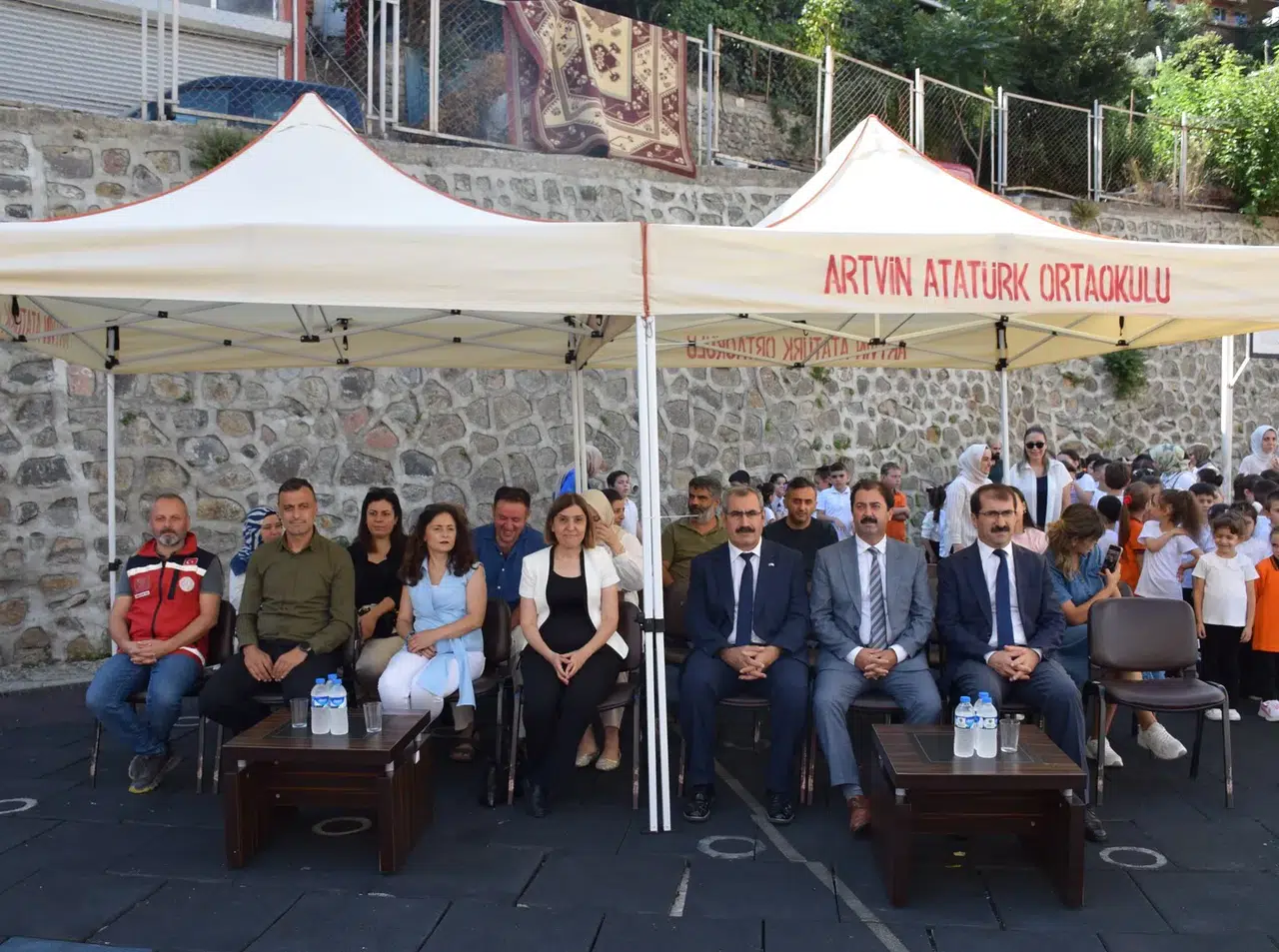Artvin'de Sağlıklı Çocuk, Sağlıklı Gelecek Etkinliği ile Öğrencilere Sağlıklı Yaşam Bilinci Kazandırıldı