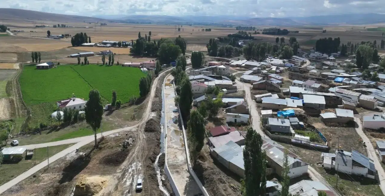 Bayburt Oruçbeyli Köyü’nde Taşkın Kontrol İnşaatı Devam Ediyor