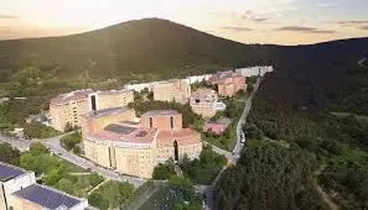 Yeditepe Üniversitesi fakültelerinin isimleri yeniden düzenlendi