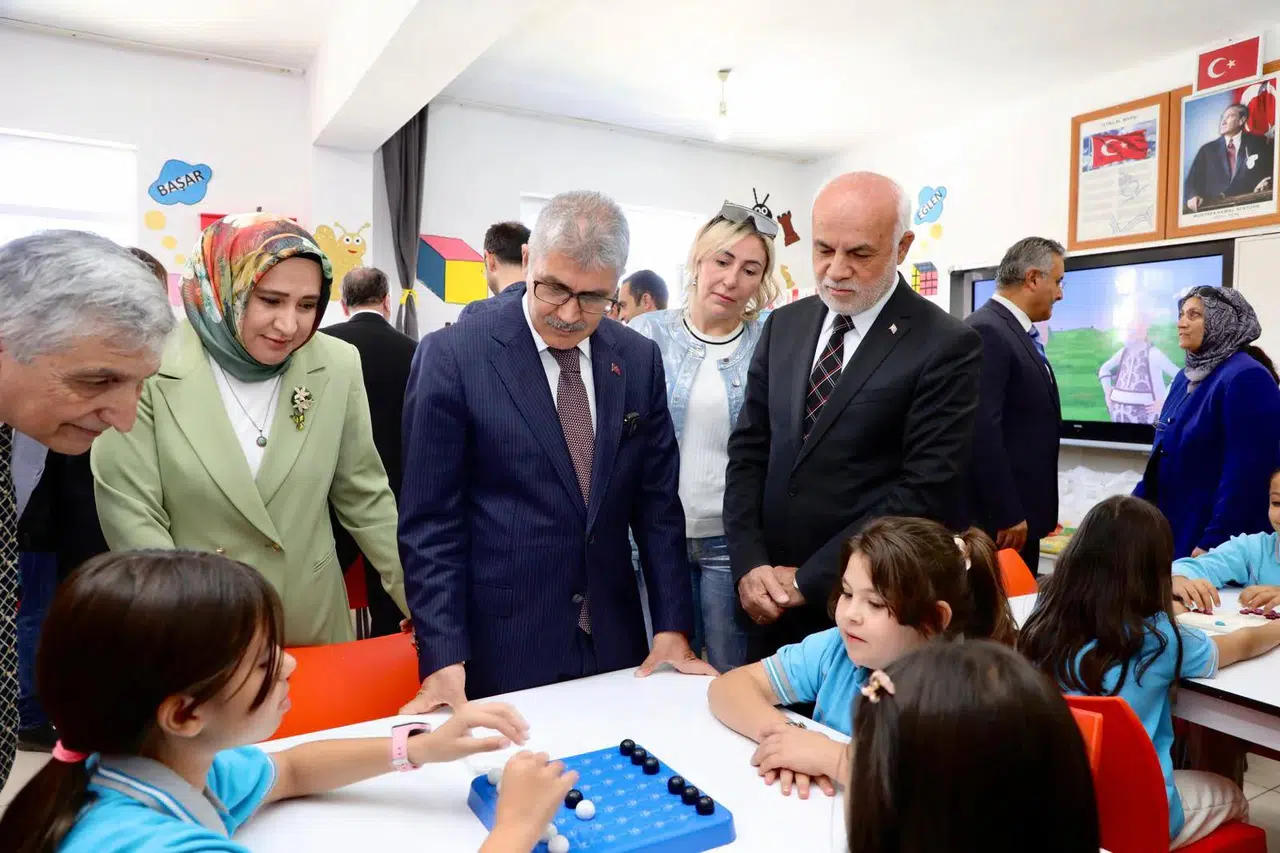 Niğde'de Prof. Dr. Hatice Işın Dizdarlar için Akıl ve Zeka Oyunları Sınıfı açıldı
