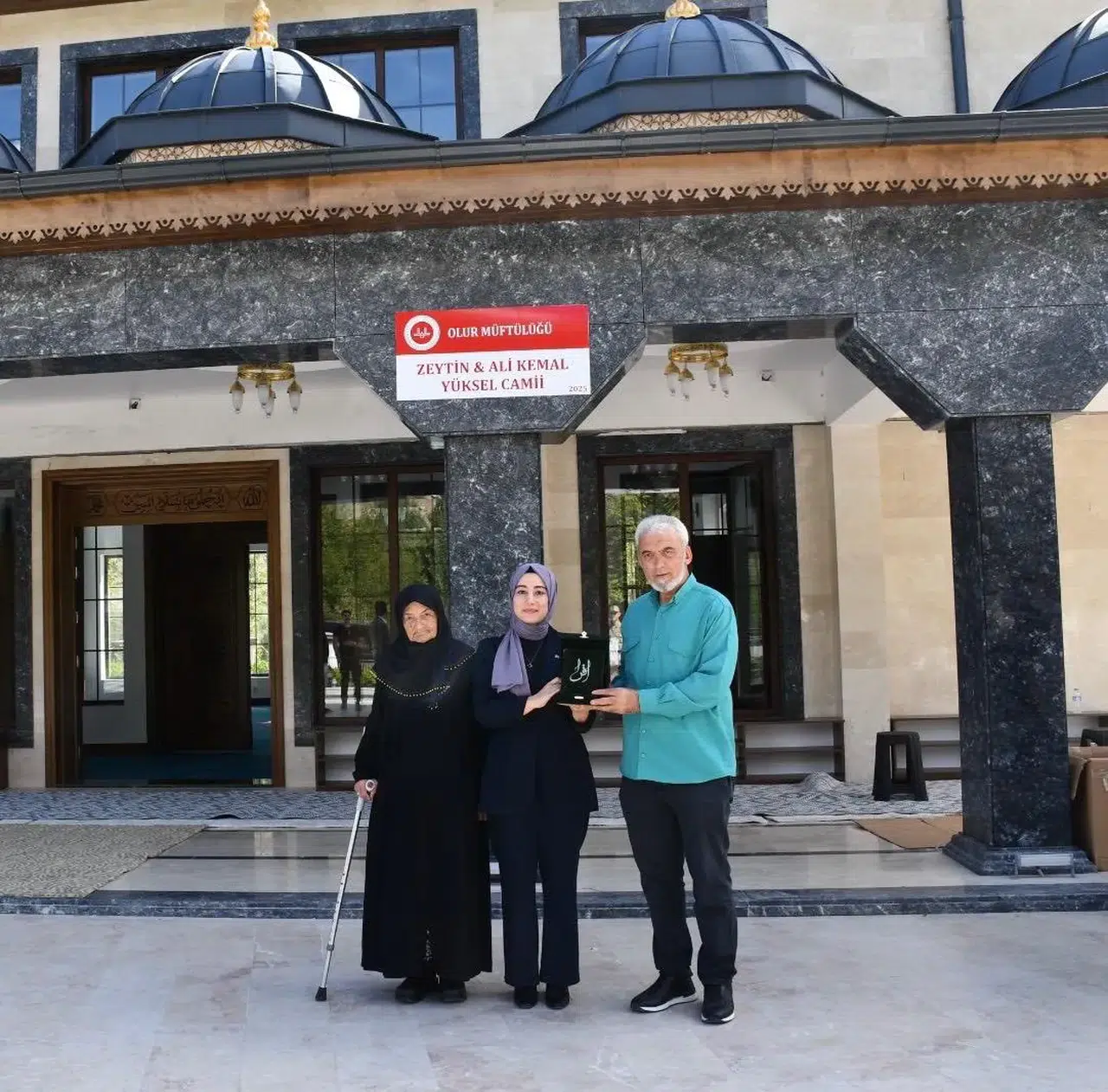 Yeşilbağlar'da Yeni Cami Açılışı: İbadet ve Sosyal Değerler İçin Bir Merkez