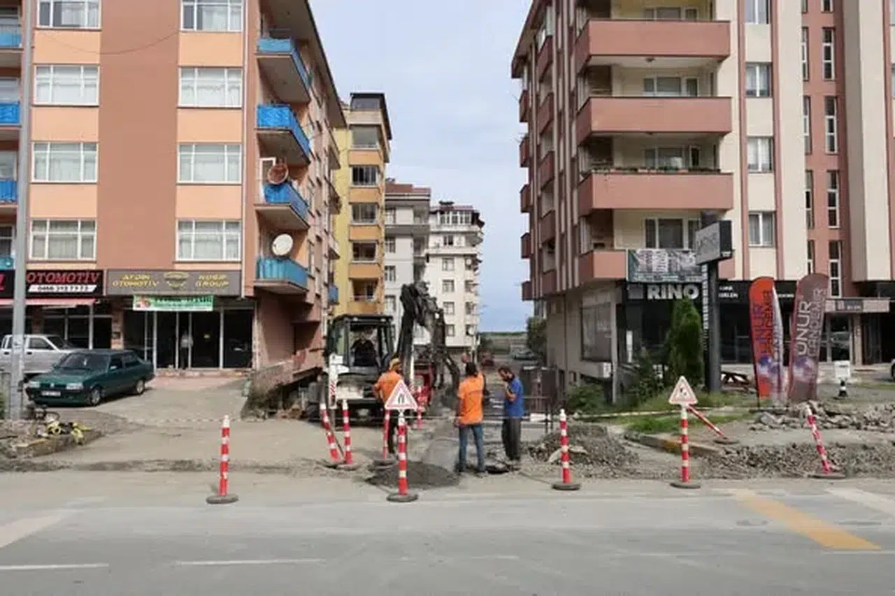 Arhavi'de Doğal Gaz Hatları Kuruluyor, Vatandaşlar İçin Abonelik Süreci Başladı
