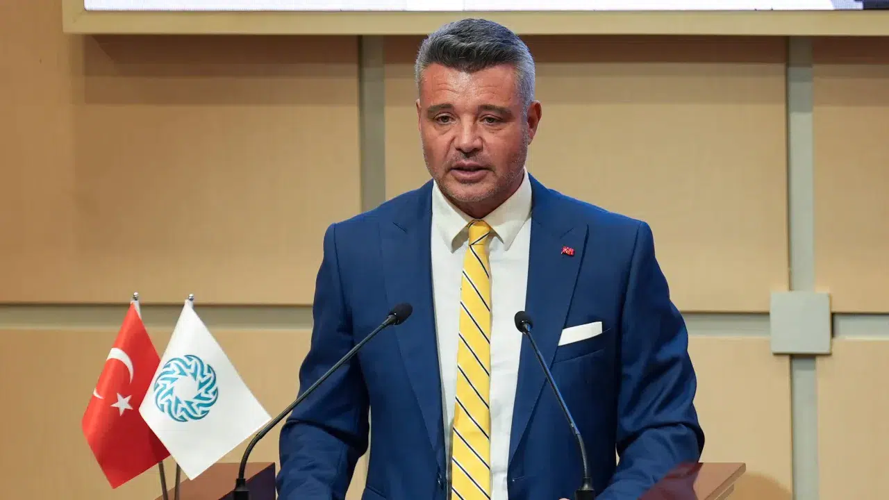 Saran: Fenerbahçe'yi şampiyon yapmadan kutlama yok!