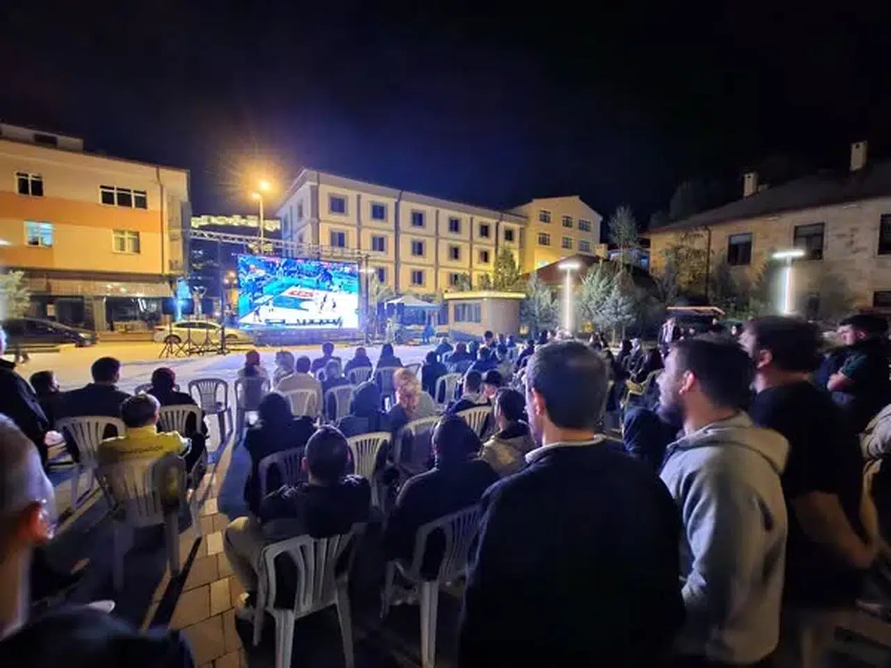 Bayburt'ta 12 Dev Adam'a Coşkulu Destek: Tarihi Finalde Birlikteydiler