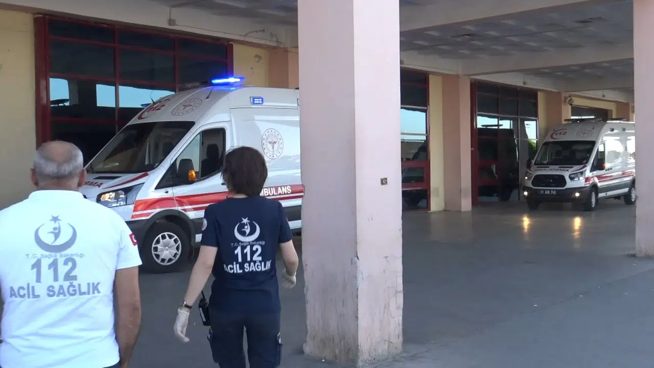 Diyarbakır'da doktor darbedildi, baba ve oğlu gözaltına alındı