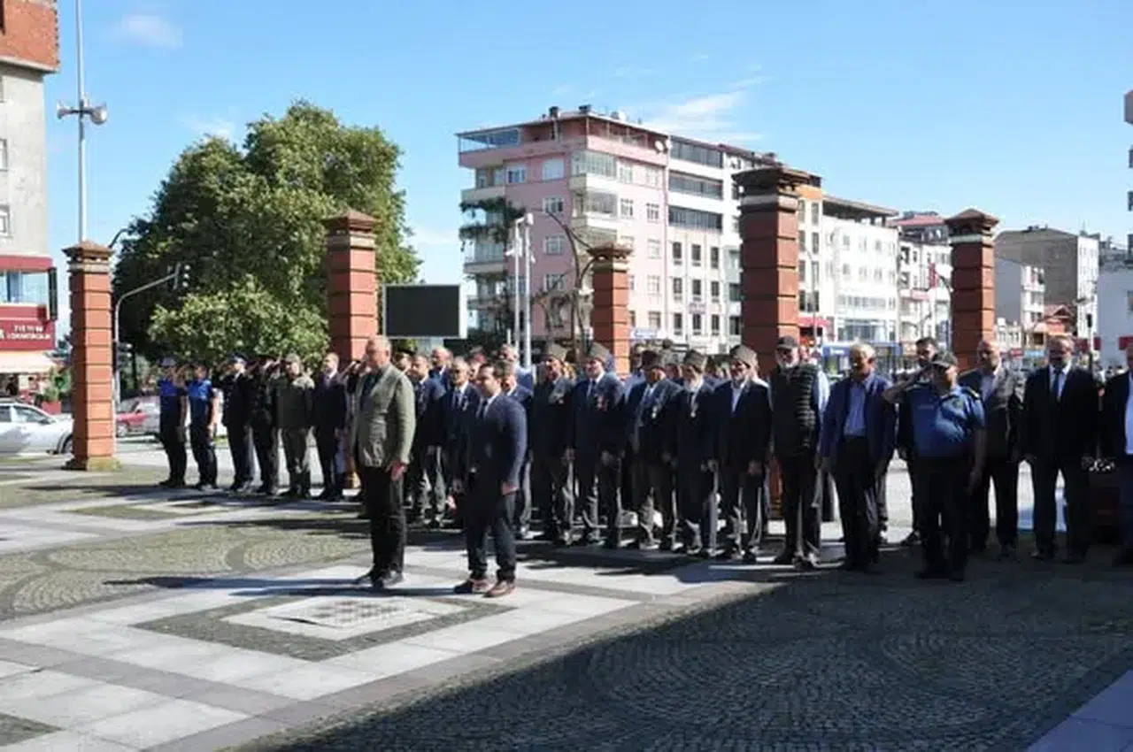 Ardeşen'de Gaziler Günü Töreni: Kahramanlık ve Fedakarlık Vurgusu