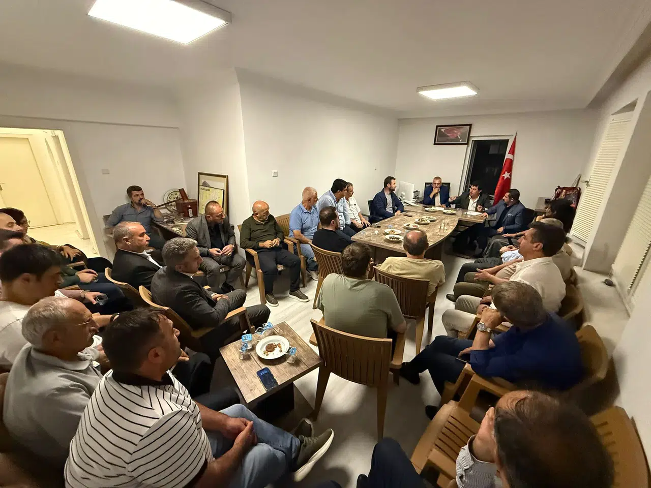 İspir Belediye Başkanı Coşkun, Ankara'da Hemşehrileriyle Bir Araya Geldi!