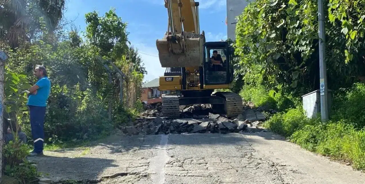 Pazar Belediyesi Arap Mahallesi’nde Yol Çalışmalarına Başladı