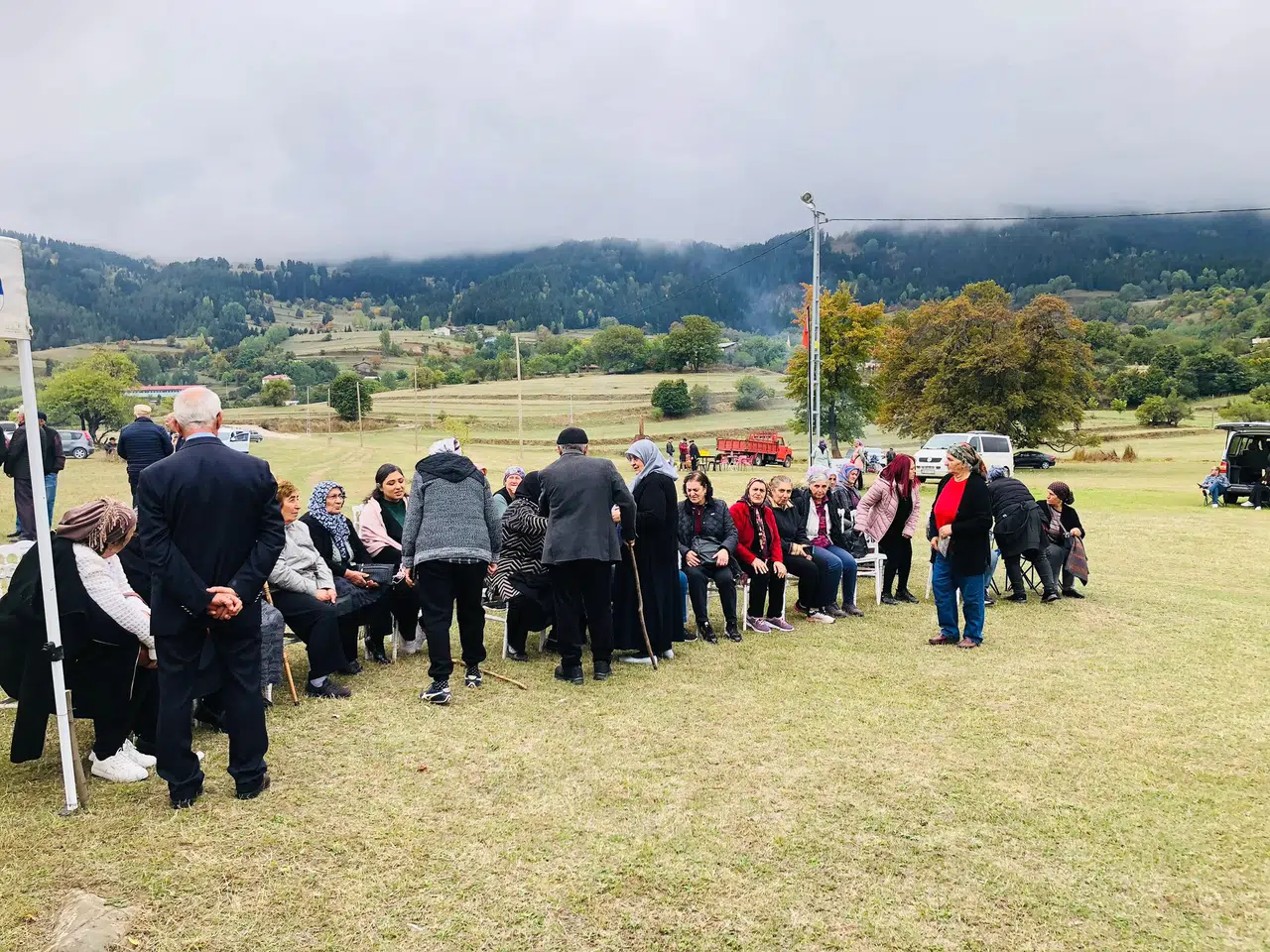 Ardanuç'ta Tosunlu Köyü Türkü Şöleni, birlik ve beraberliği güçlendirdi