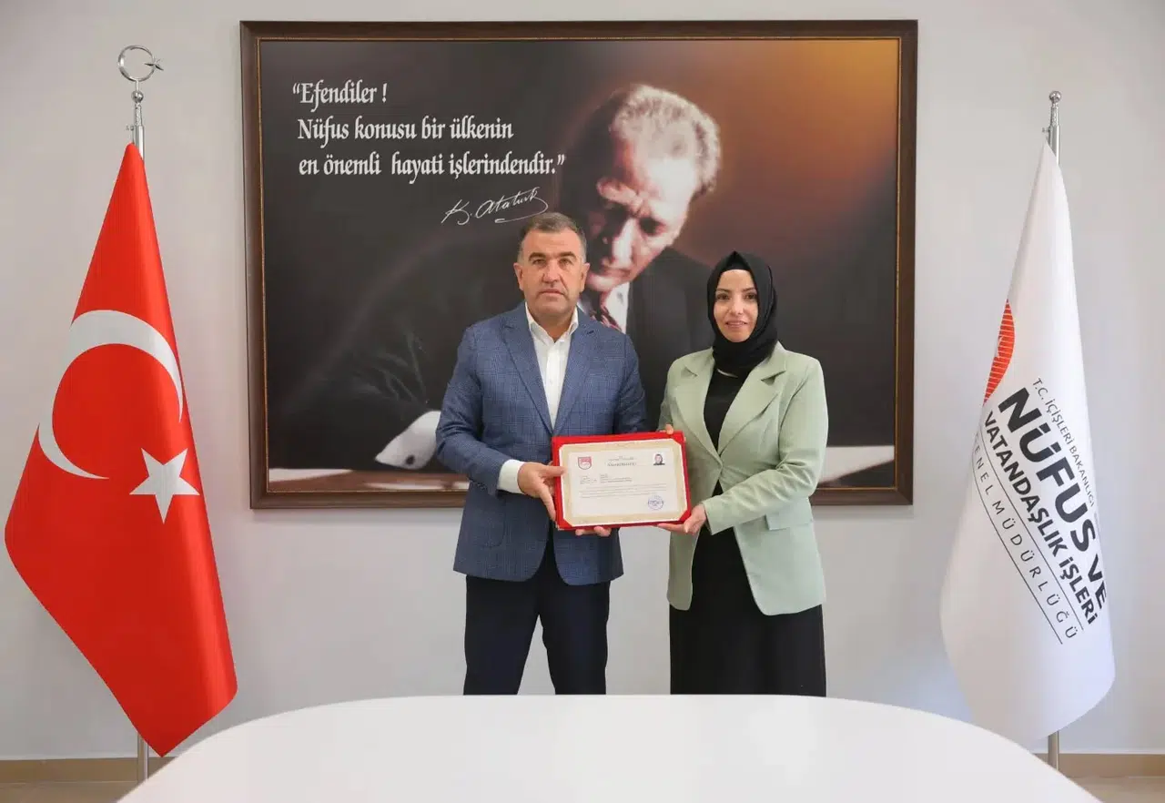 Bayburt'ta Kimlik Kartı Yenileme Başarısı: %99 Oranla Süreç Tamamlandı