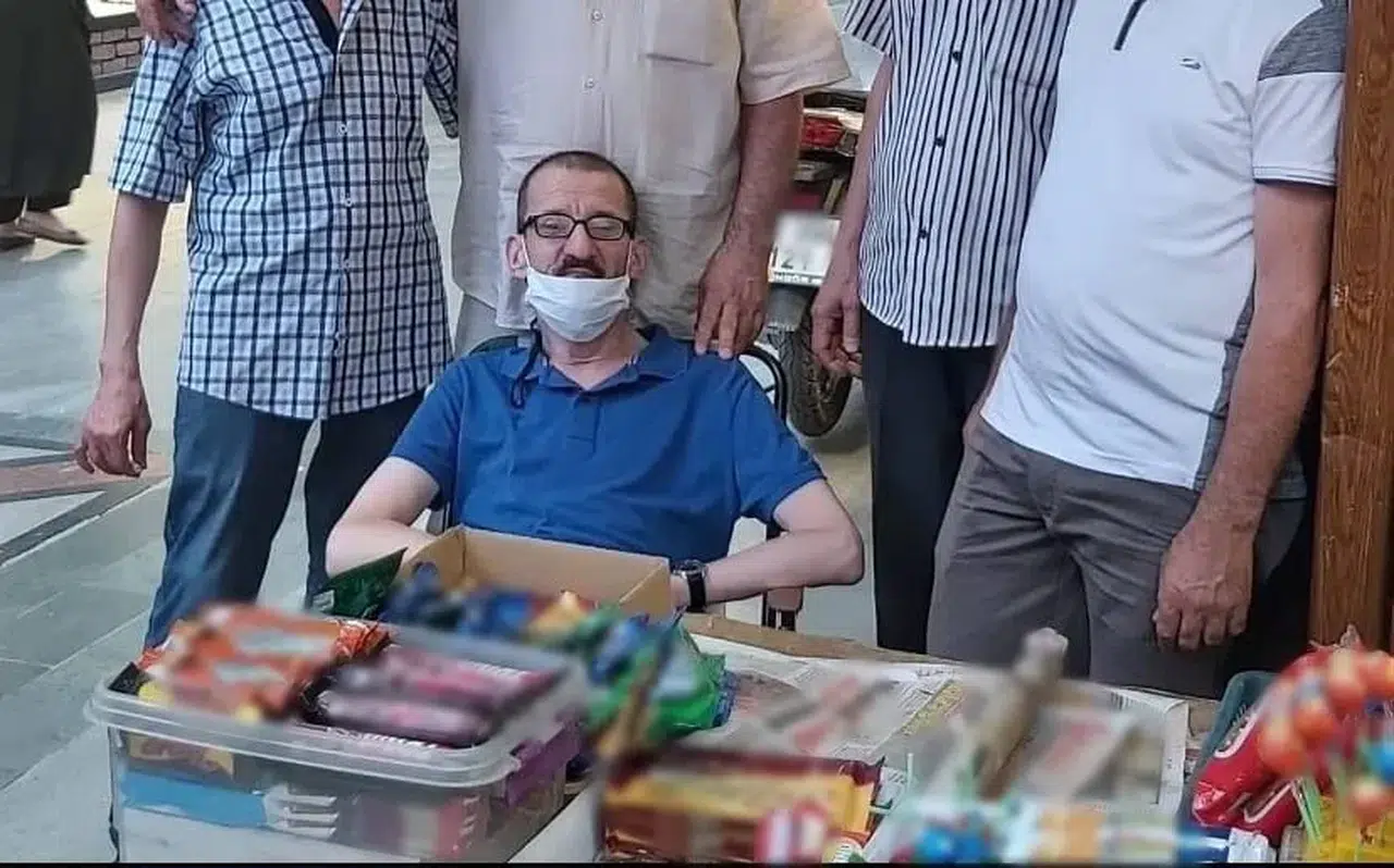 Engelli satıcının tezgahında unuttuğu 2 bin TL çalındı, polis soruşturma başlattı