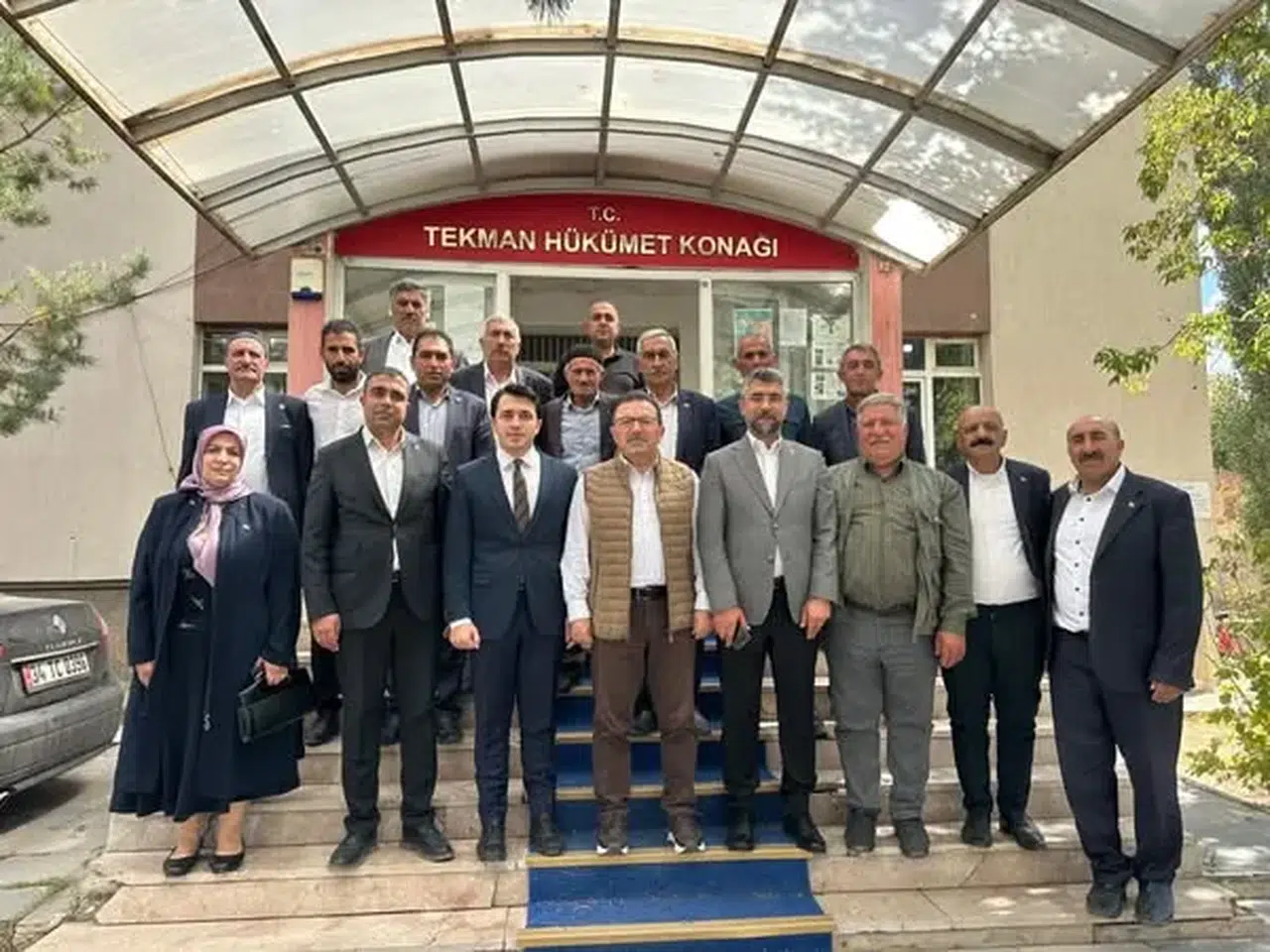 AK Parti Heyeti Tekman'da, Yerel Projeler ve Halk Talepleri Üzerine Görüşme Gerçekleştirdi