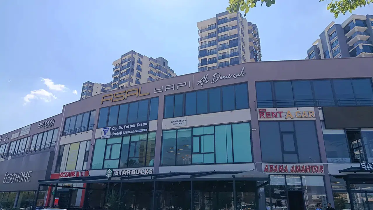 Yüreğir Belediye Başkanı'nın ofisine ateş eden su satıcısı tutuklandı