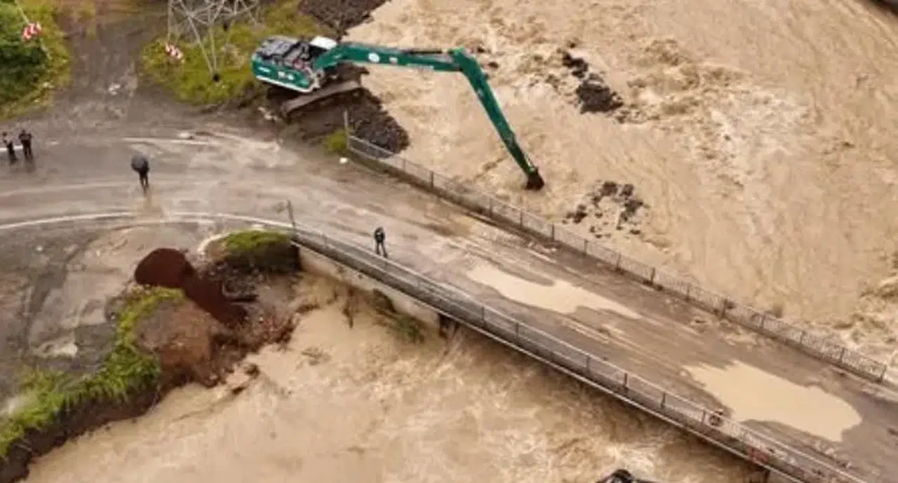 Borçka’da Selin İzleri Siliniyor: DSİ 26. Bölge Müdürlüğü Çalışmalarını Sürdürüyor
