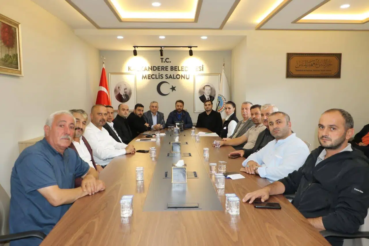 Muhammed Avcı, İkizdere ve Kalkandere'de afet sonrası vatandaşları ziyaret etti