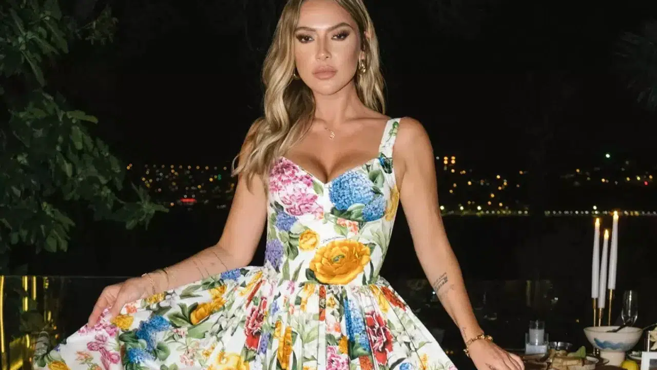 Hadise’den Kadın Cinayetlerine Tepki: “Kapalı Zihinler Konuştuğunda Acımız Katlanıyor”