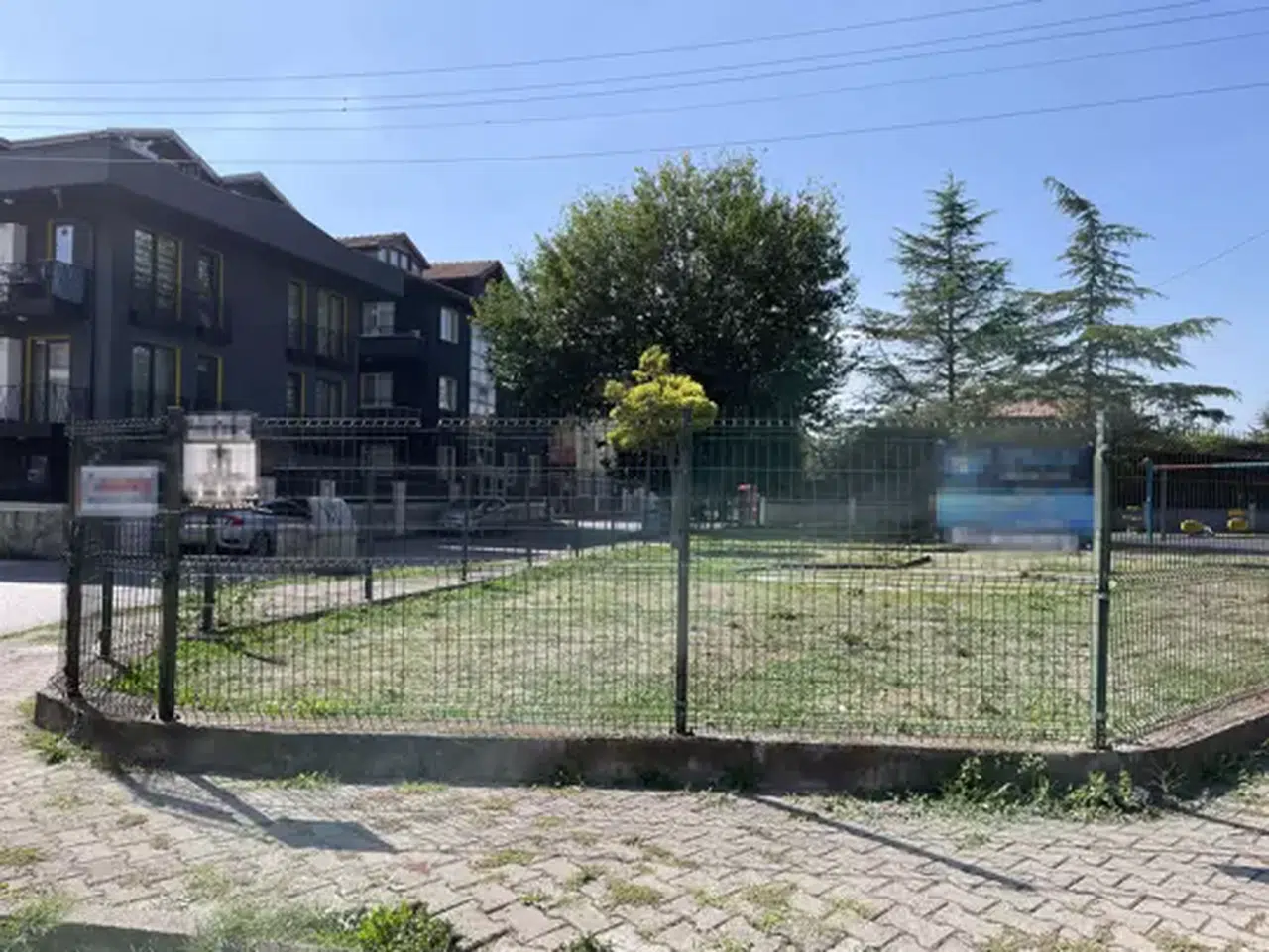 Serdivan'da telefonla tartıştığı kişiyi tabancayla vurarak öldüren iki şüpheli tutuklandı