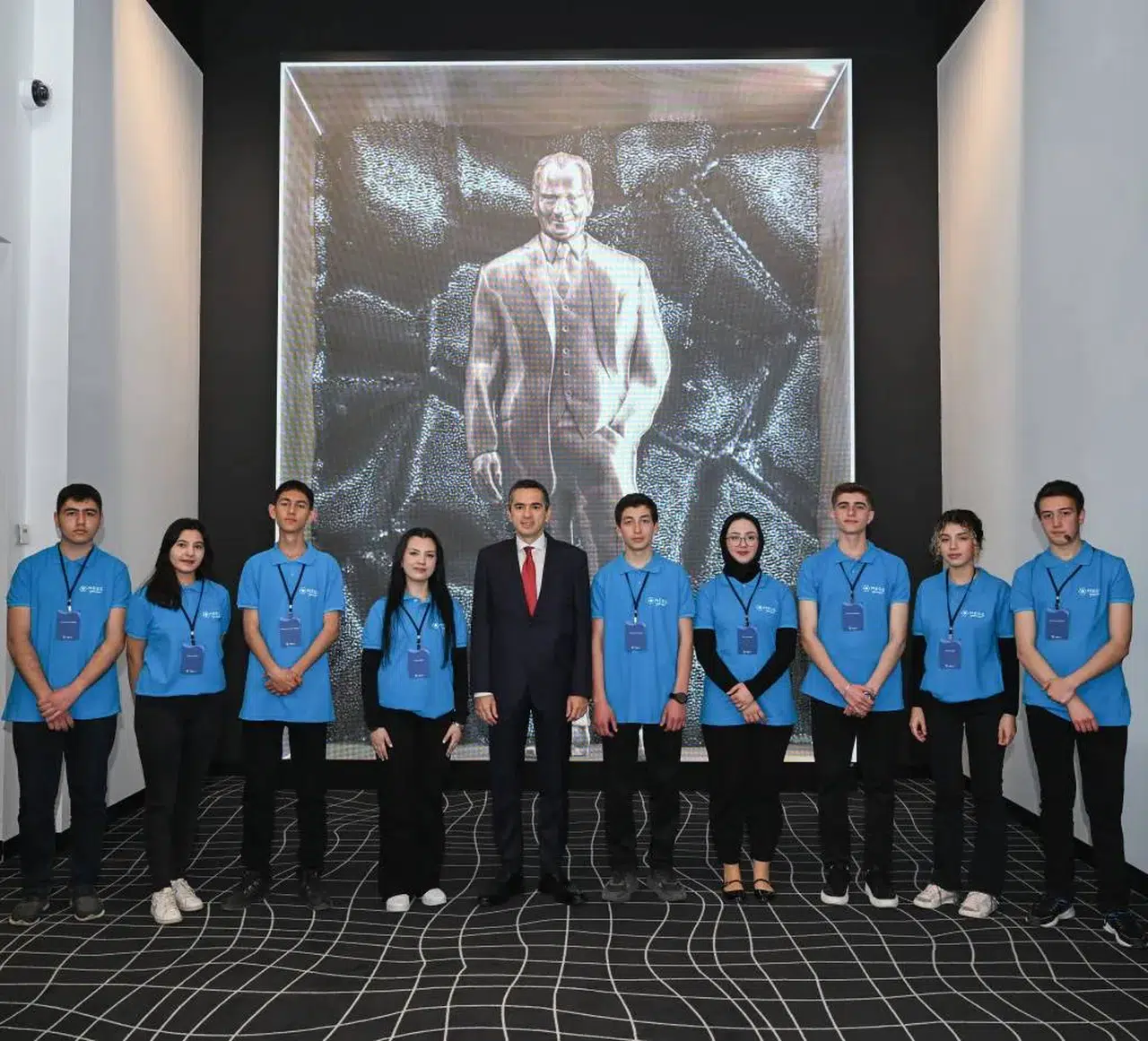 MESS, 10 yılda 50 bin meslek lisesi öğrencisine burs vererek metal sektörüne nitelikli iş gücü kazandırıyor