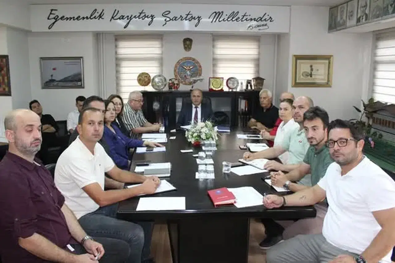 Arhavi Belediyesi'nde Proje Değerlendirme Toplantısı Gerçekleşti