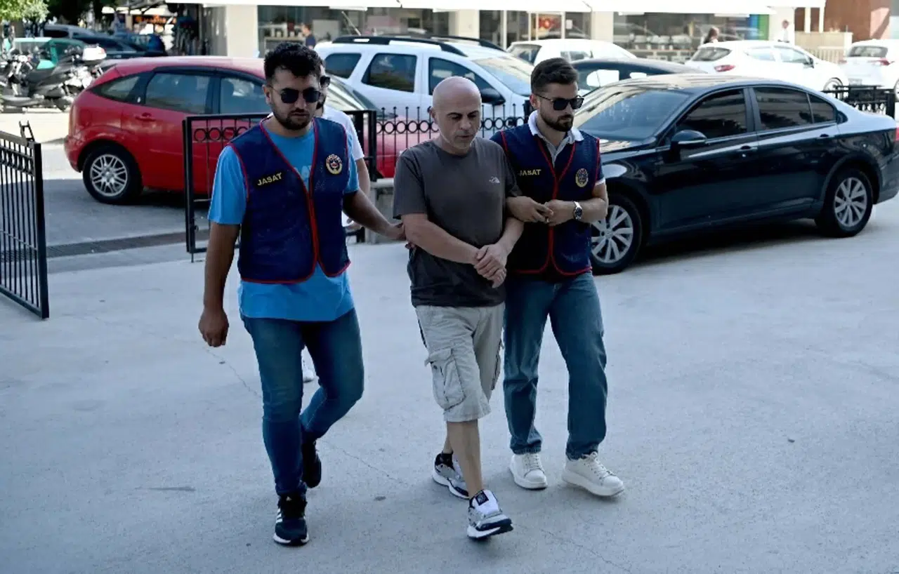 Kuşadası'nda 14 yıl hapis cezası olan uyuşturucu kaçakçısı yakalandı