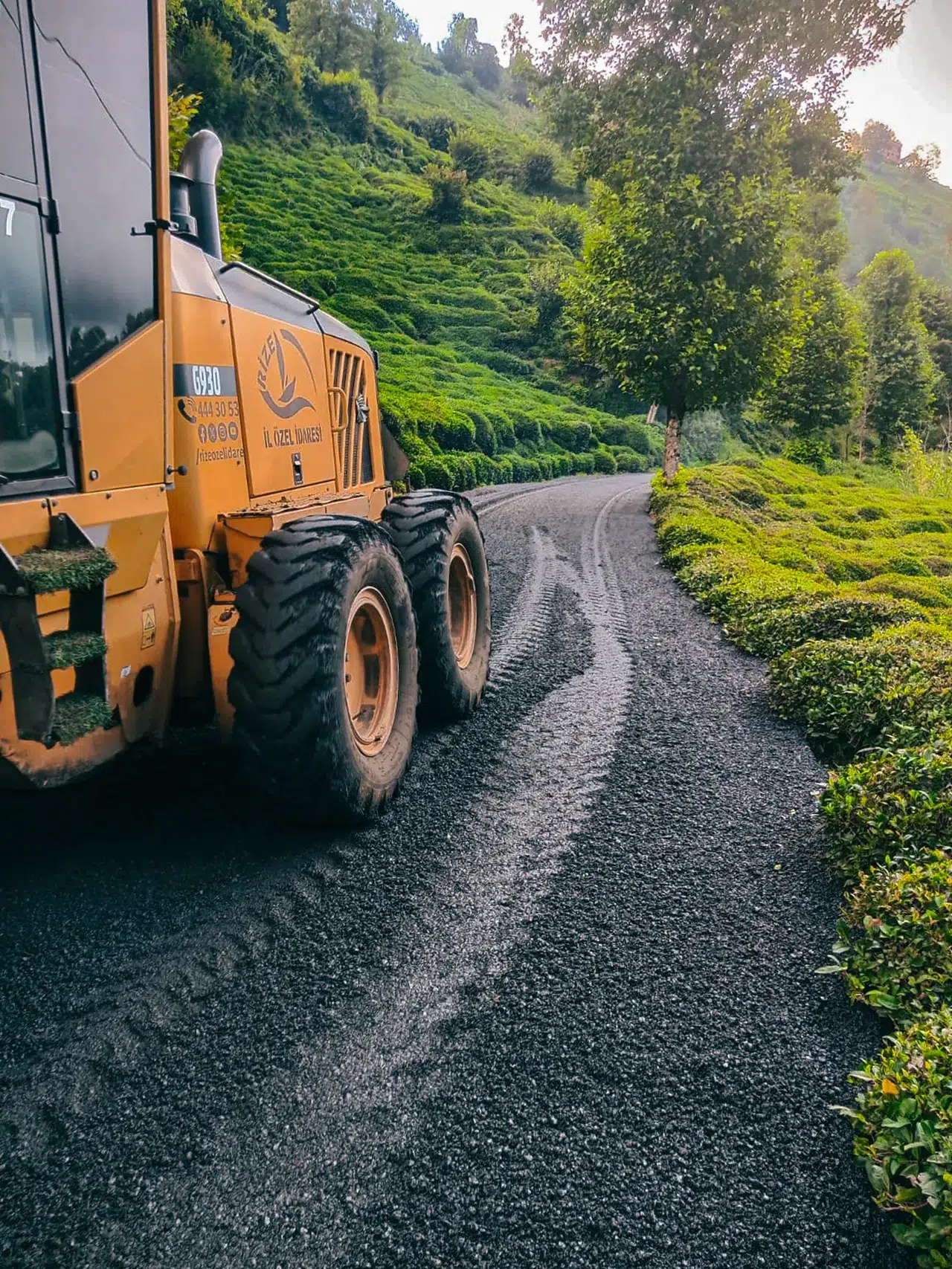 Rize'de Kırsal Yollar Asfaltlanarak Ulaşım Konforu Artırılıyor