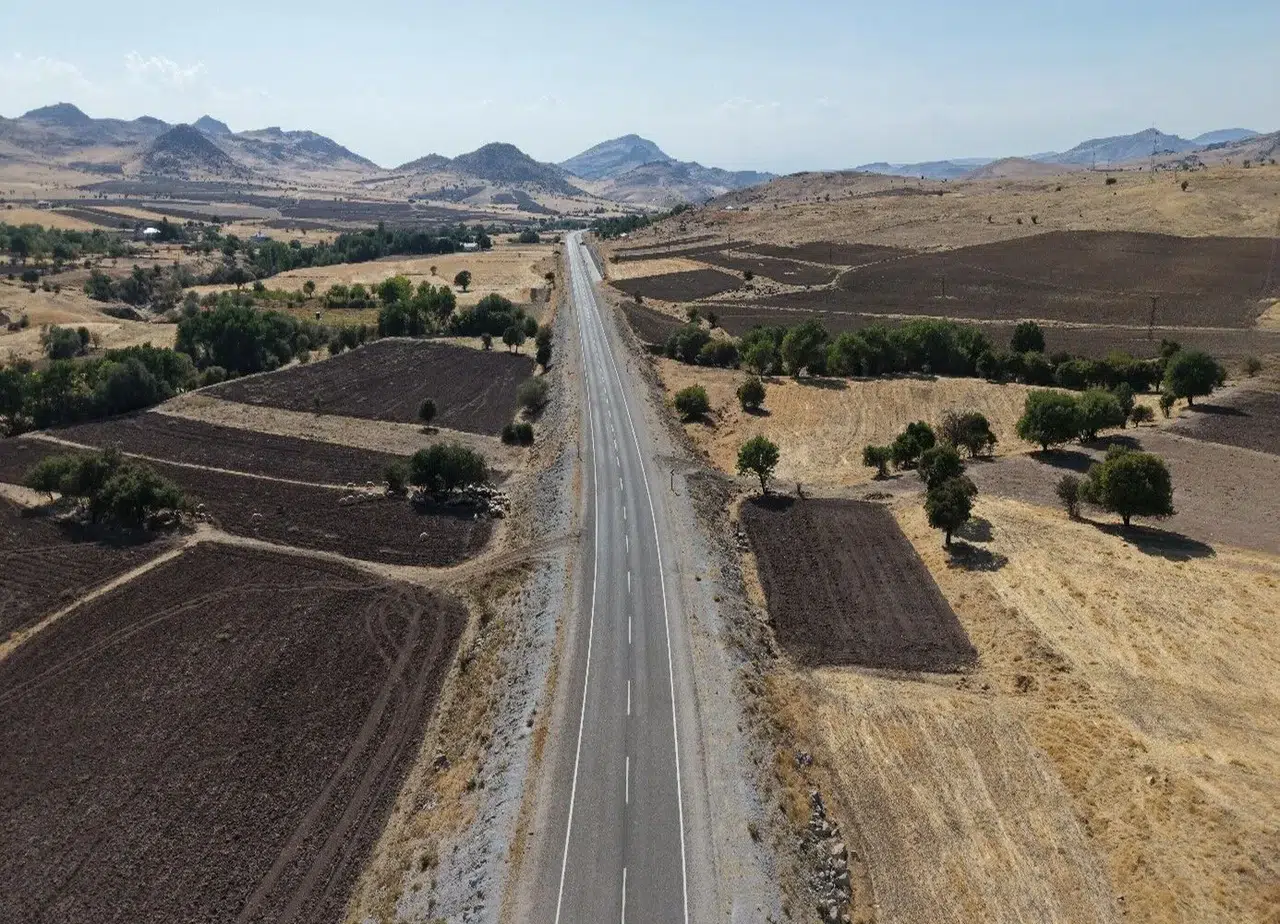 Tunceli'de 9,1 milyar liralık 3 kara yolu projesinin açılışı 13 Eylül'de yapılacak