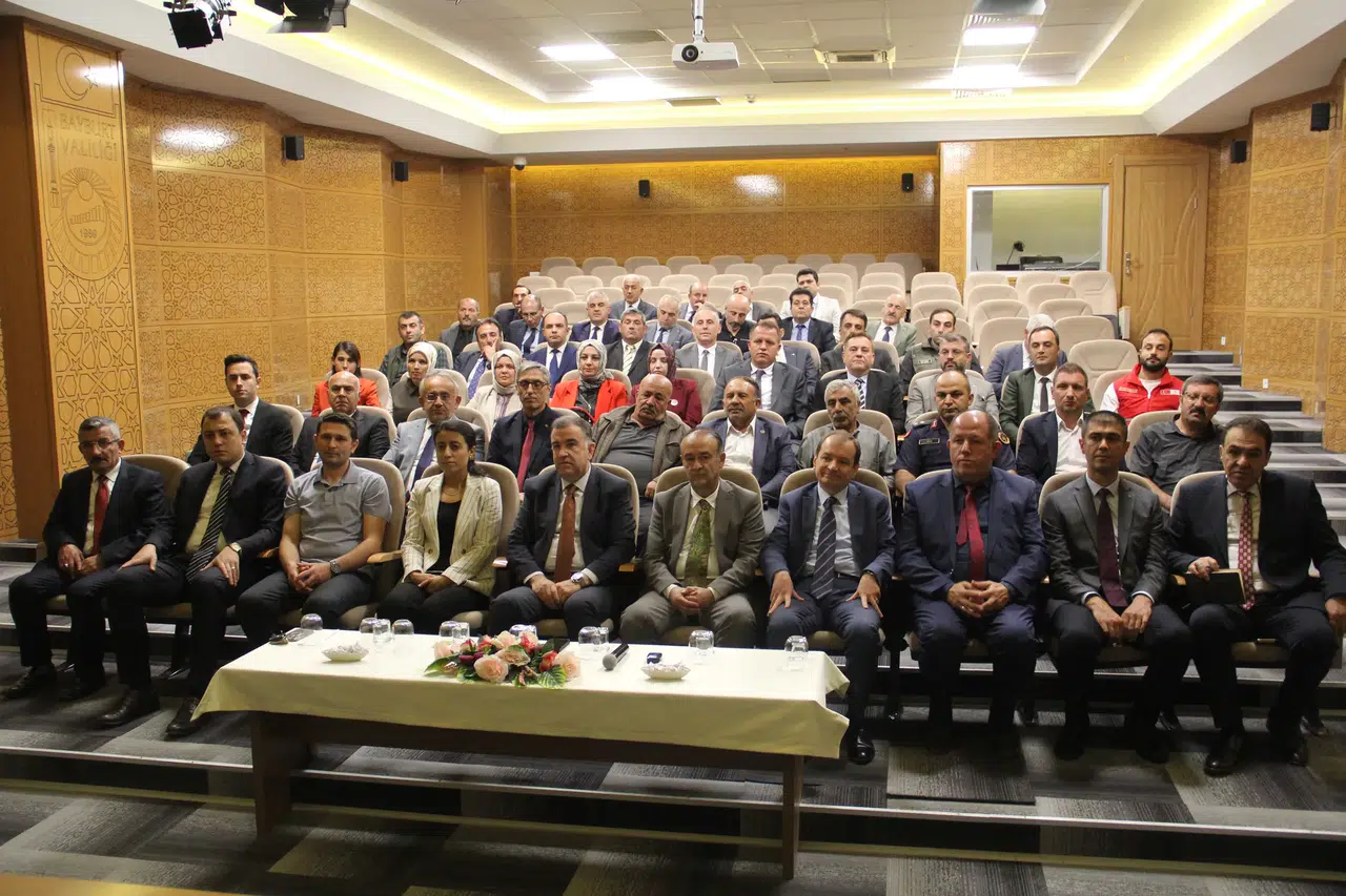 Bayburt'ta Muhtarlar Akademisi Toplantısı ile Yerel Yönetim ve İş Birliği Güçleniyor